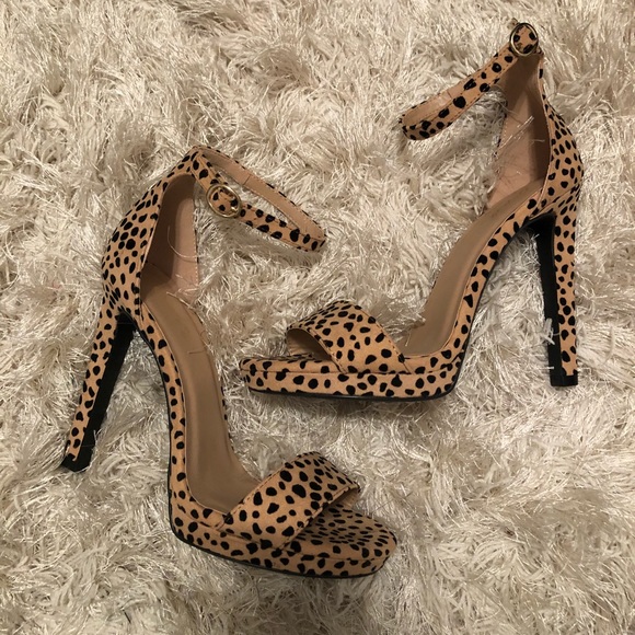 Qupid Shoes - Cheetah print heel